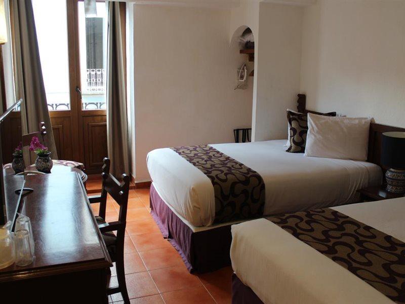 Hotel San Pedro פואבלה מראה חיצוני תמונה