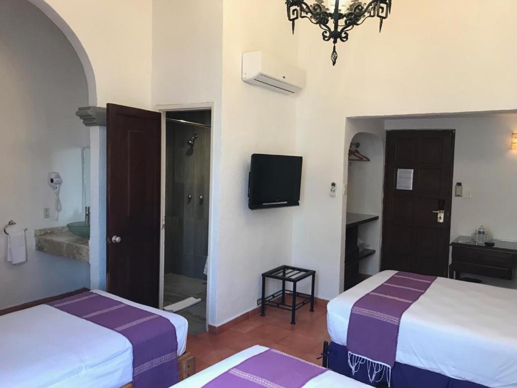 Hotel San Pedro פואבלה מראה חיצוני תמונה