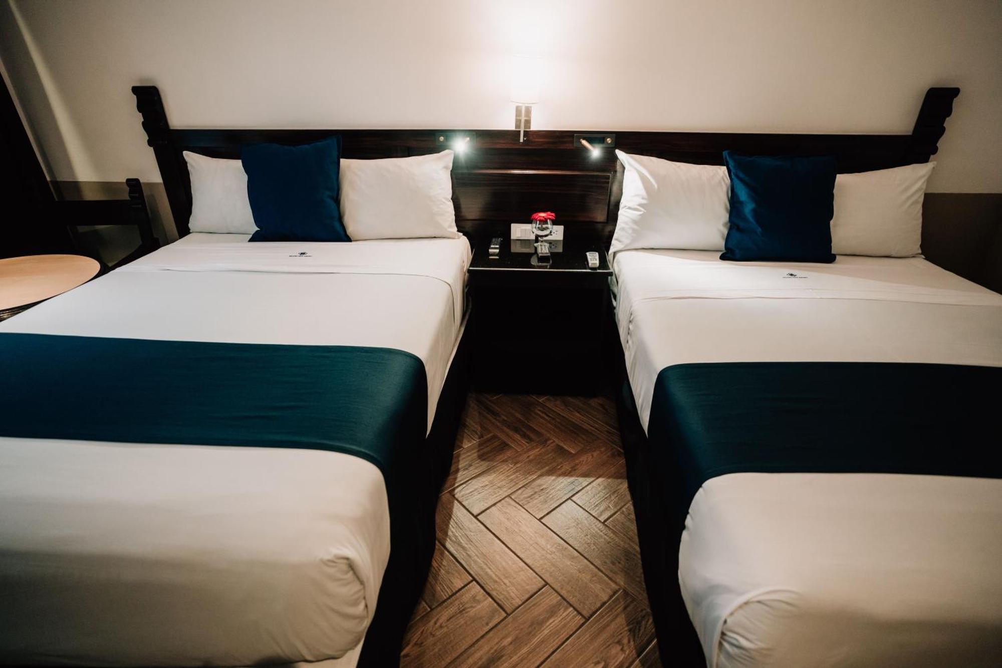 Hotel San Pedro פואבלה מראה חיצוני תמונה