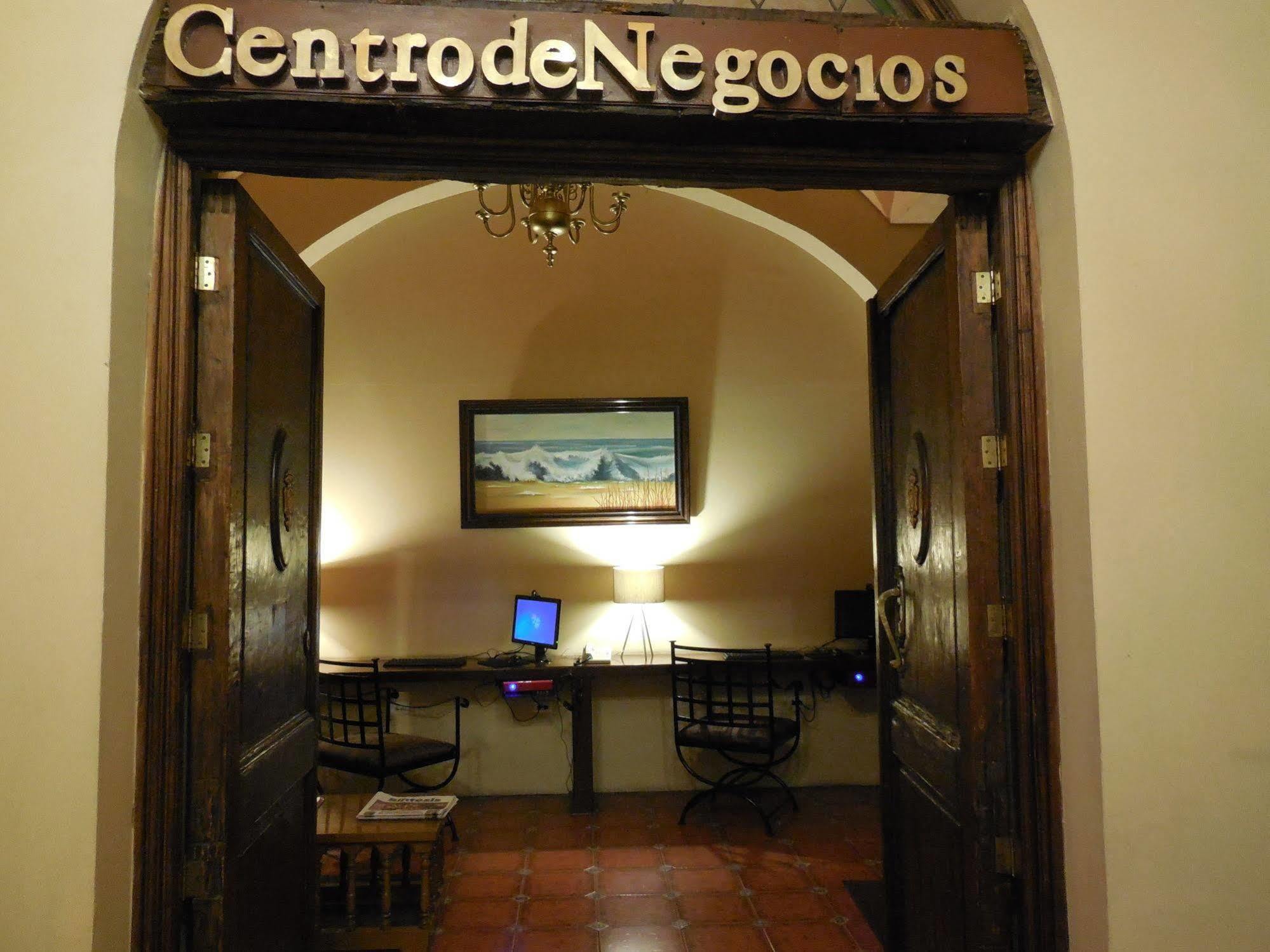 Hotel San Pedro פואבלה מראה חיצוני תמונה