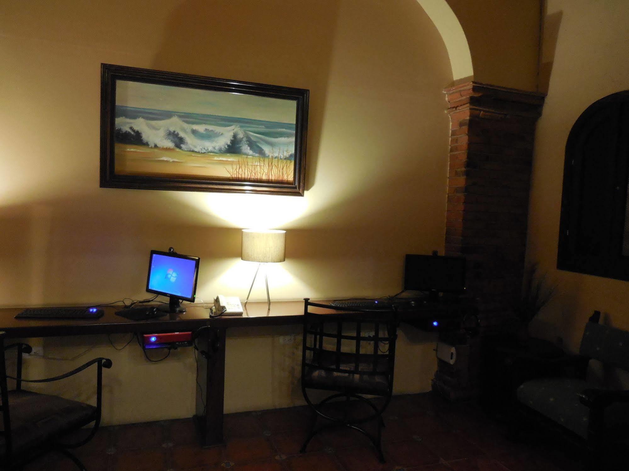 Hotel San Pedro פואבלה מראה חיצוני תמונה
